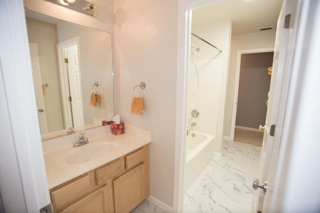 5136 Bessemer Way, Sacramento, CA 95835