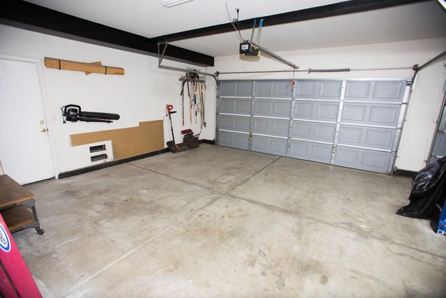 5136 Bessemer Way, Sacramento, CA 95835