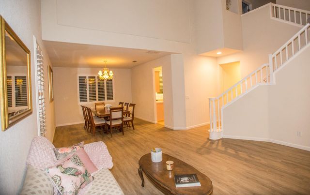 5136 Bessemer Way, Sacramento, CA 95835