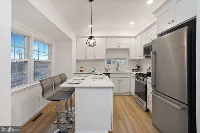 283 WARD AVE, Bordentown, NJ 08505