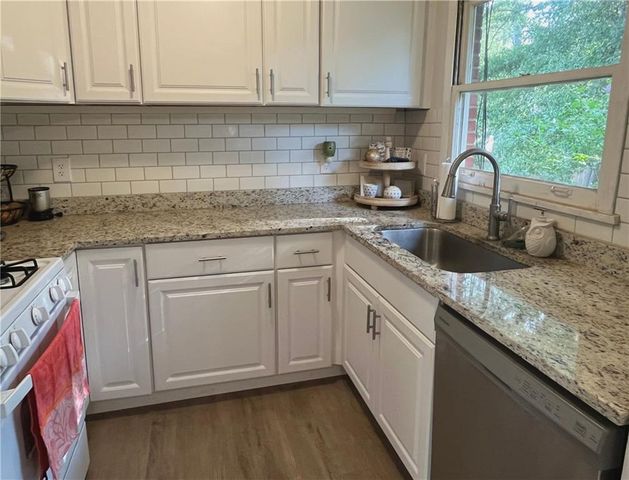 2560 Walton Way SW, Marietta, GA 30060