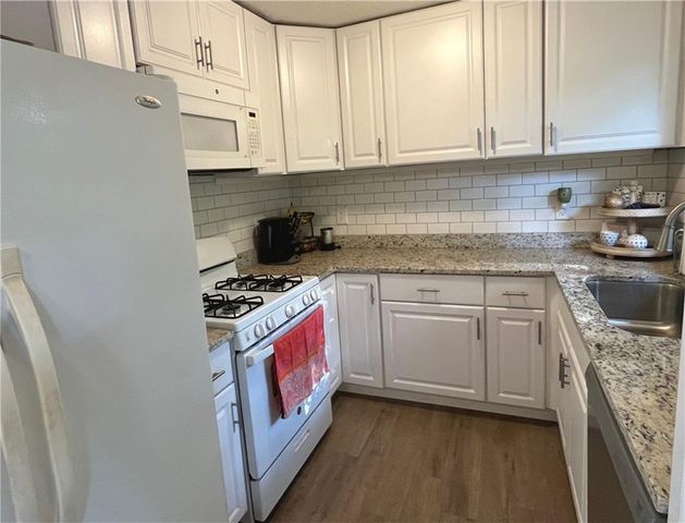 2560 Walton Way SW, Marietta, GA 30060