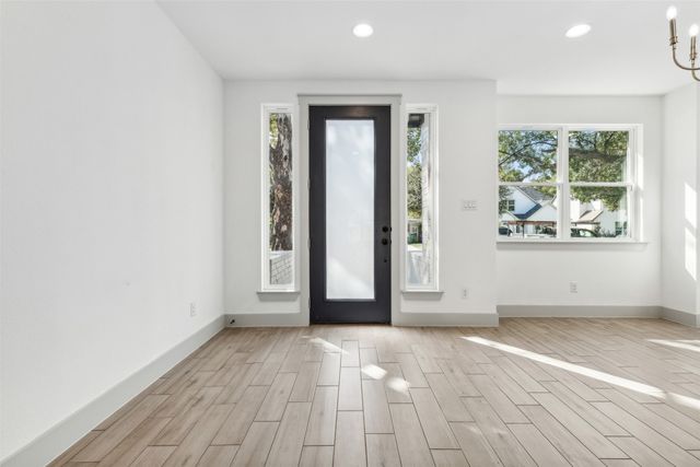 5804 Aton Avenue, Westworth Village, TX 76114