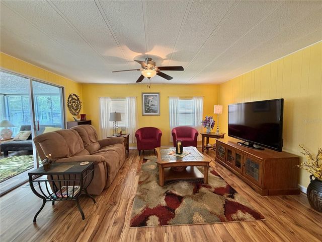 126 CHESTNUT STREET, Leesburg, FL 34748