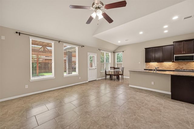 23935 Via Fiore Drive, Richmond, TX 77406