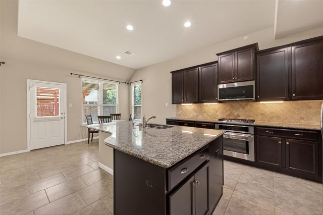 23935 Via Fiore Drive, Richmond, TX 77406