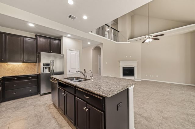 23935 Via Fiore Drive, Richmond, TX 77406
