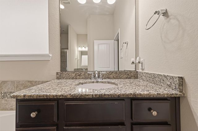 23935 Via Fiore Drive, Richmond, TX 77406