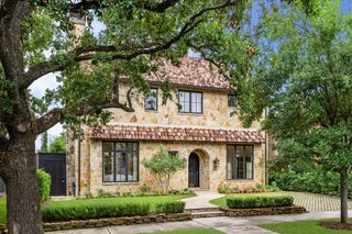 1928 Dunstan Road, Houston, TX 77005