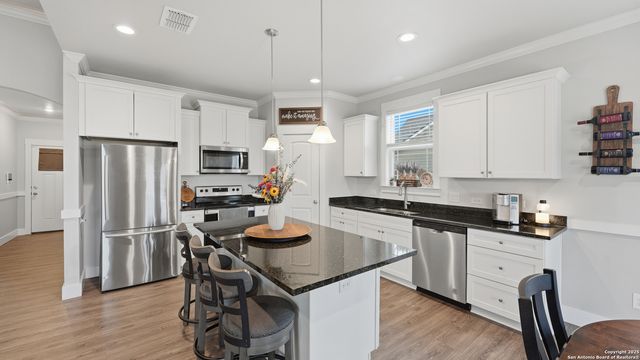 164 Turnberry, La Vernia, TX 78121