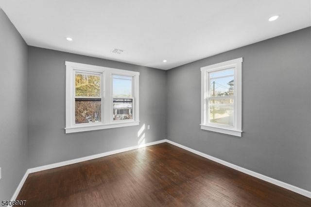 209 Vine St, Delanco Twp., NJ 08075