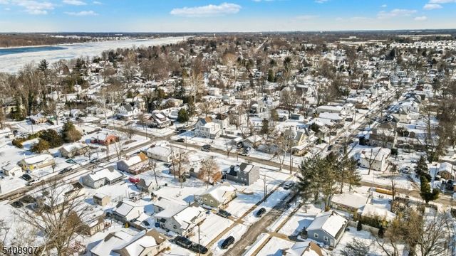 209 Vine St, Delanco Twp., NJ 08075