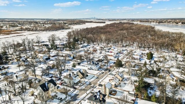 209 Vine St, Delanco Twp., NJ 08075