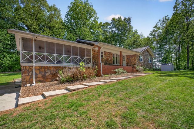 214 Boyd Creek Rd, Sparta, TN 38583