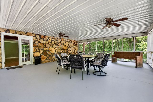 214 Boyd Creek Rd, Sparta, TN 38583