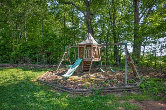 214 Boyd Creek Rd, Sparta, TN 38583