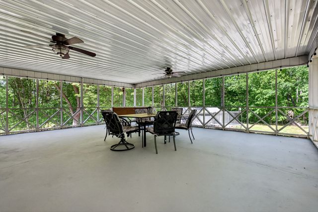 214 Boyd Creek Rd, Sparta, TN 38583
