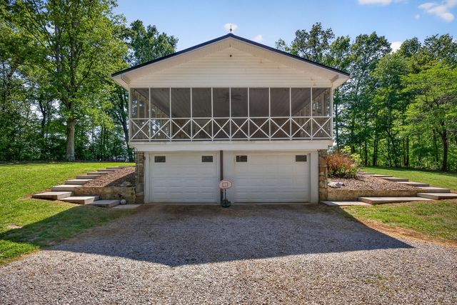 214 Boyd Creek Rd, Sparta, TN 38583
