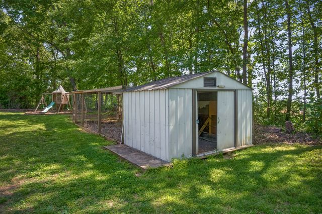 214 Boyd Creek Rd, Sparta, TN 38583