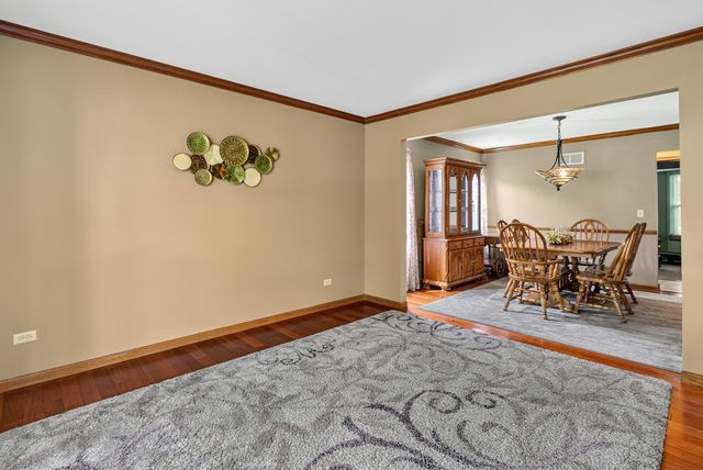 5205 Brookshire Estates Drive, Plainfield, IL 60586