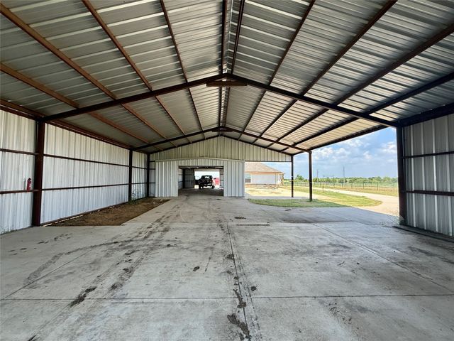 6078 County Road 302, Grandview, TX 76050