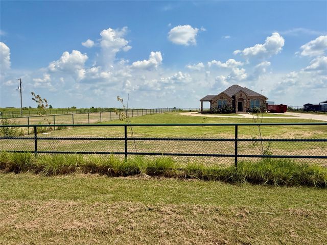 6078 County Road 302, Grandview, TX 76050