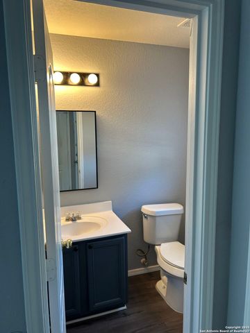 124 Booker Palm, San Antonio, TX 78239
