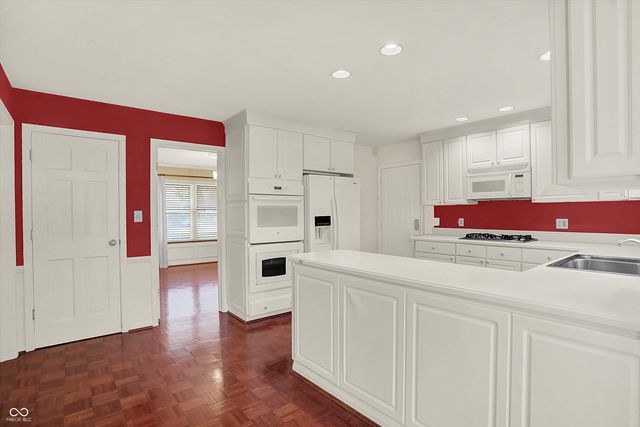 6361 Sunset Lane, Indianapolis, IN 46260