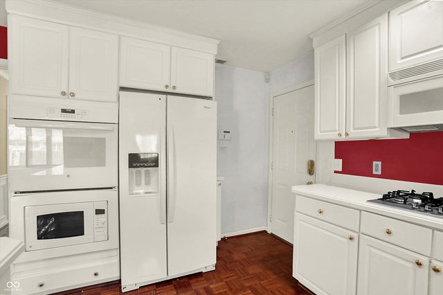 6361 Sunset Lane, Indianapolis, IN 46260