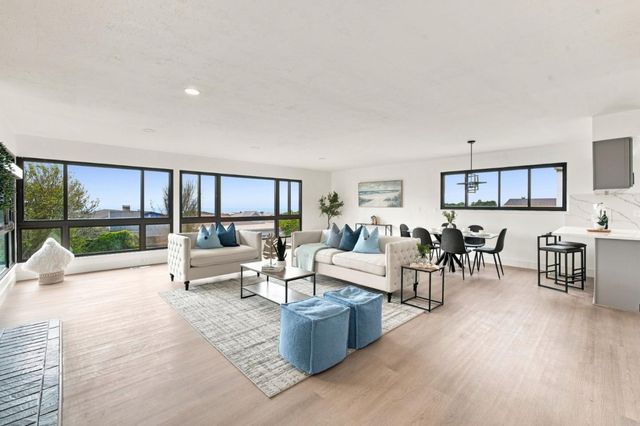 295 Edgewood Drive, Pacifica, CA 94044