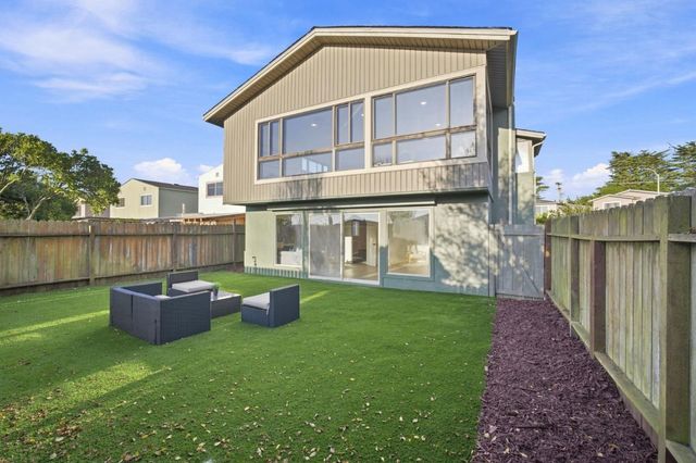 295 Edgewood Drive, Pacifica, CA 94044