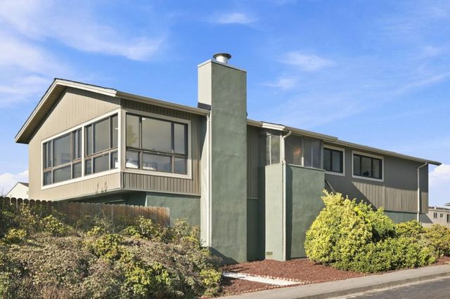295 Edgewood Drive, Pacifica, CA 94044