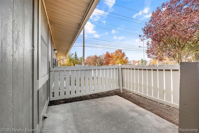 41299 Heathmore, Canton, MI 48187