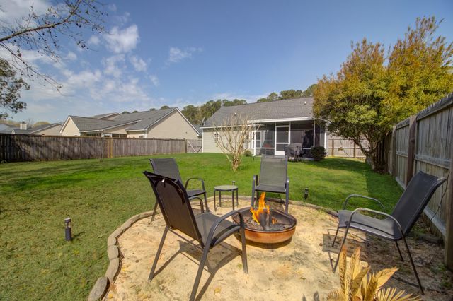 325 Slow Mill Drive, Goose Creek, SC 29445