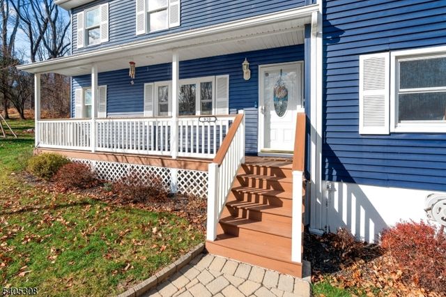 920 W Walnut Dr, Stillwater Twp., NJ 07860