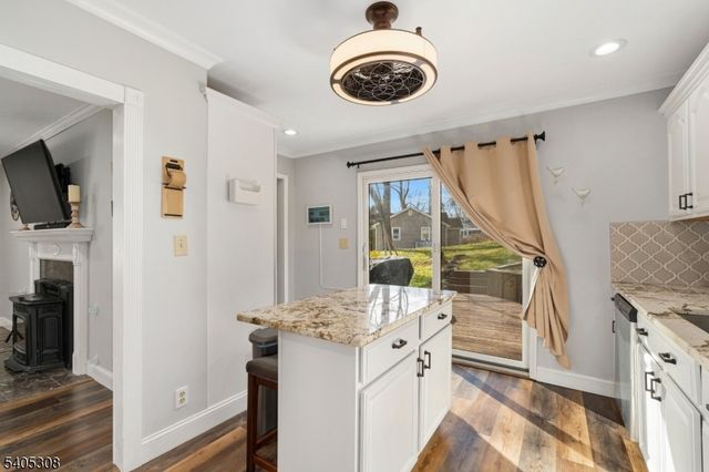 920 W Walnut Dr, Stillwater Twp., NJ 07860