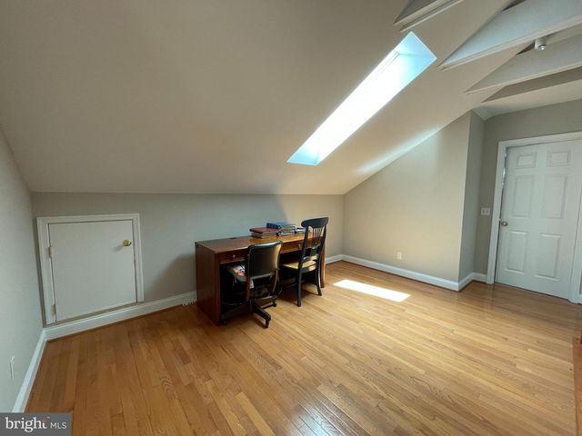 2809 N UNDERWOOD ST, Arlington, VA 22213