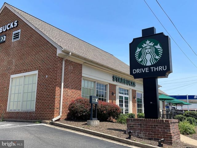 2809 N UNDERWOOD ST, Arlington, VA 22213