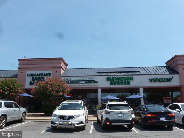 2809 N UNDERWOOD ST, Arlington, VA 22213