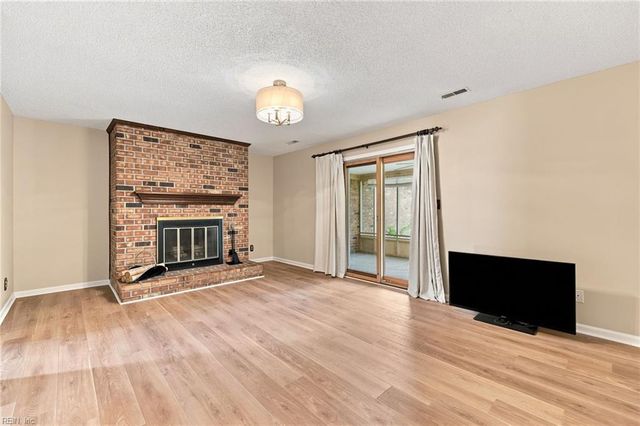 9 Sea Cove CT, Hampton, VA 23669
