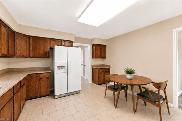 9 Sea Cove CT, Hampton, VA 23669