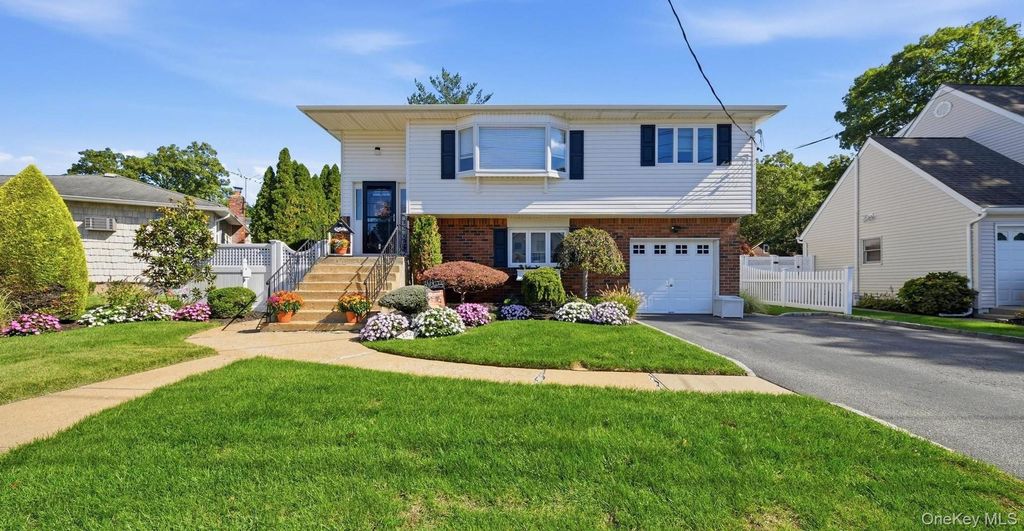 1523 Dewey Avenue, North Bellmore, NY 11710 — exterior
