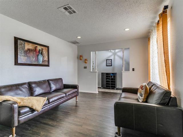 5320 NW 115th Street, Oklahoma City, OK 73162