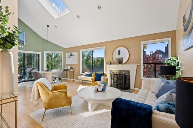 953 Shoreline Drive, San Mateo, CA 94404