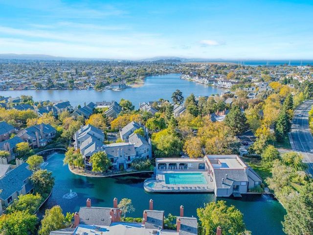 953 Shoreline Drive, San Mateo, CA 94404
