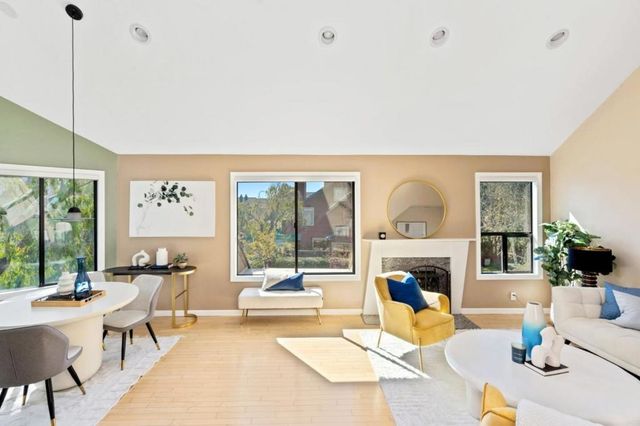 953 Shoreline Drive, San Mateo, CA 94404