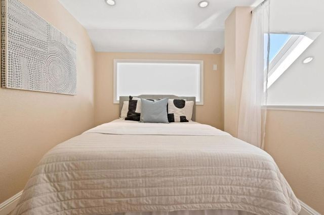 953 Shoreline Drive, San Mateo, CA 94404