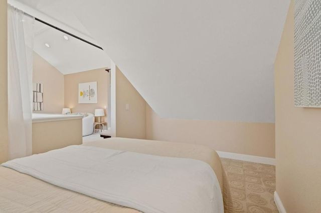 953 Shoreline Drive, San Mateo, CA 94404