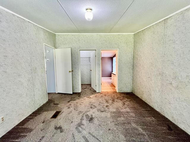 1288 Flint Hill RD, Moneta, VA 24121