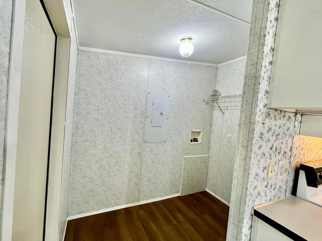 1288 Flint Hill RD, Moneta, VA 24121